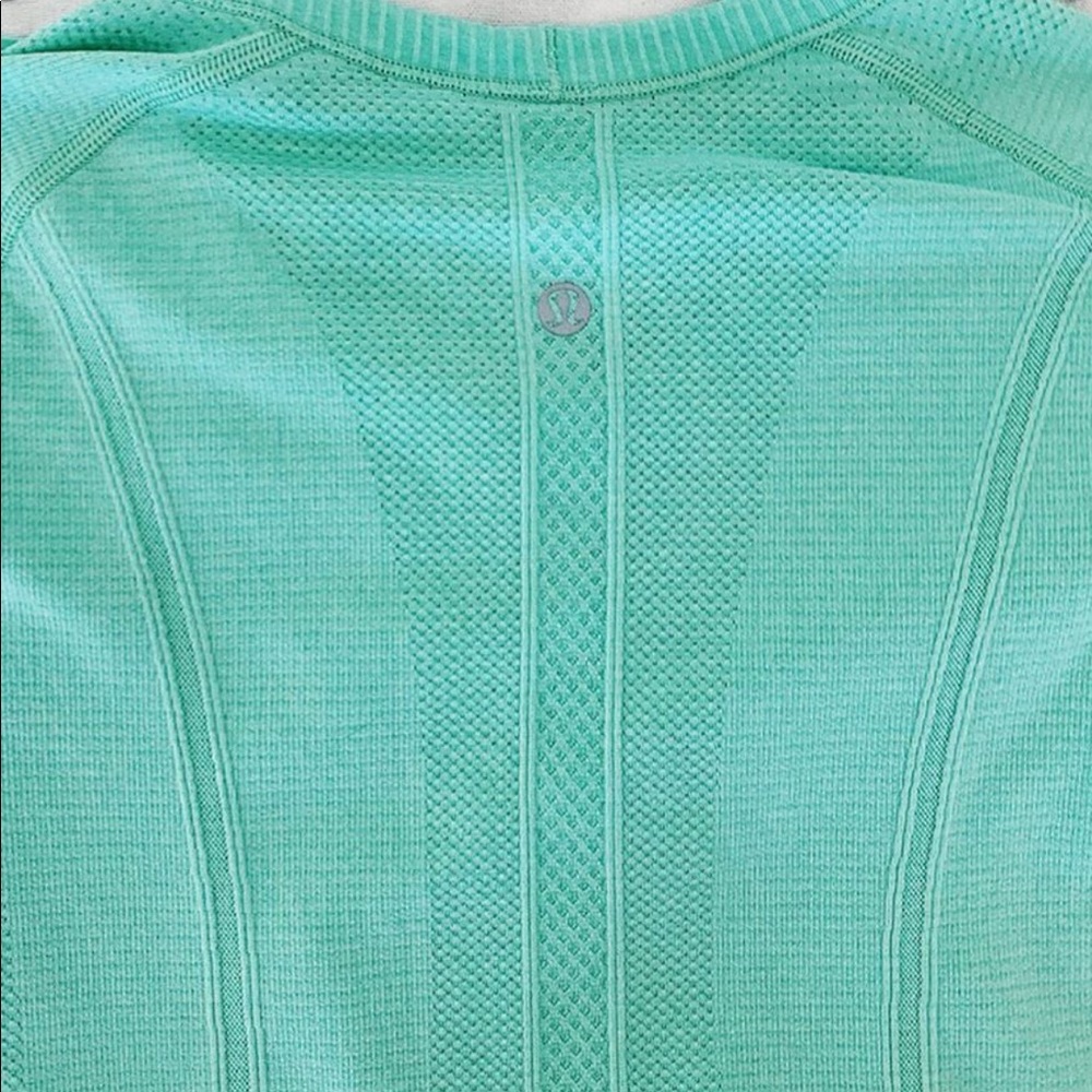 LULULEMON SWIFTLY TECH SHORT SLEEVE TEE !!!